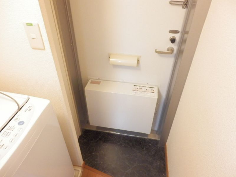 レオパレスメルベーユ緑橋 玄関