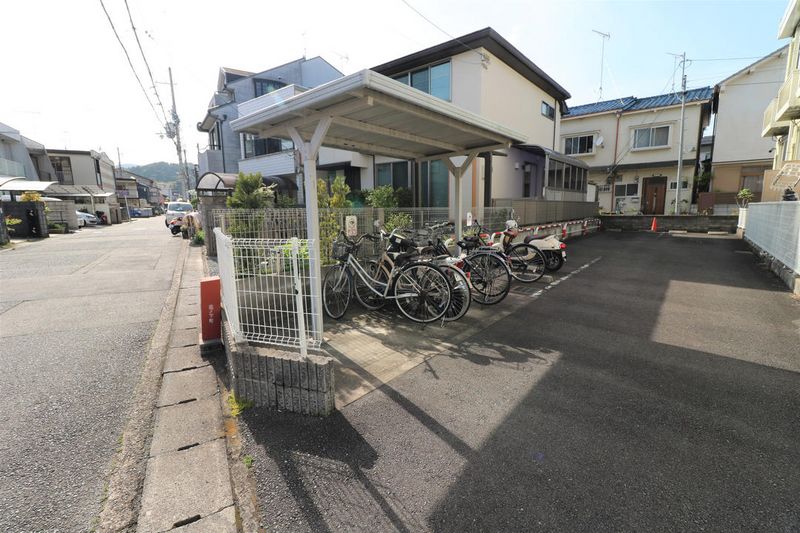 レオパレスグランブル 共用部分