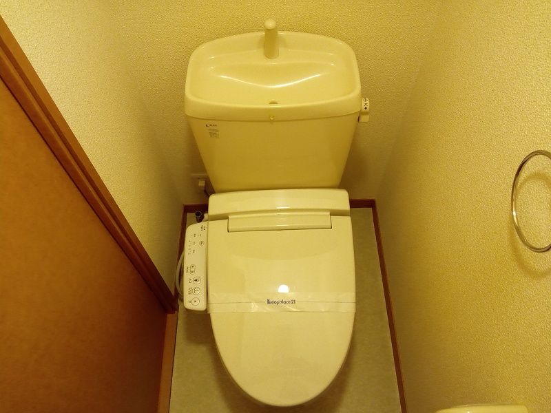 レオパレスサンカノ トイレ