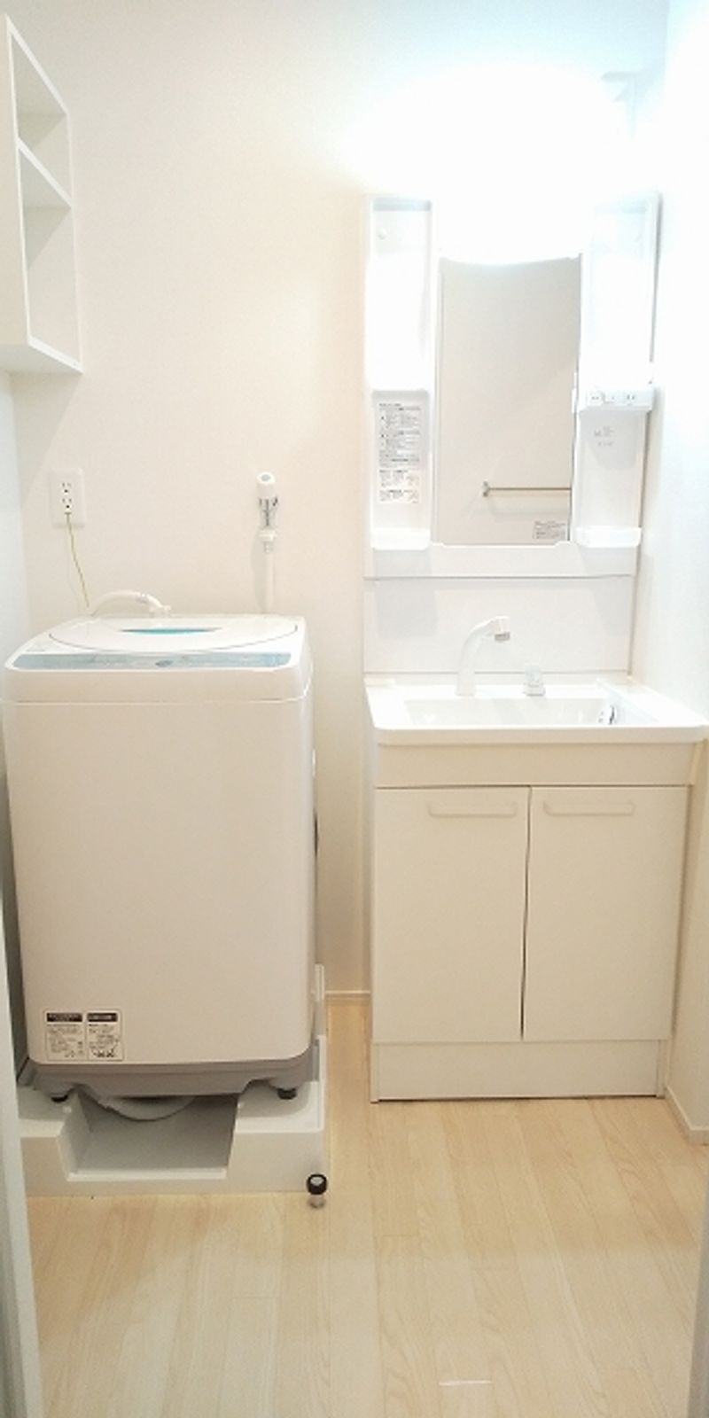 VIALO Higashifusimi Residence Washroom