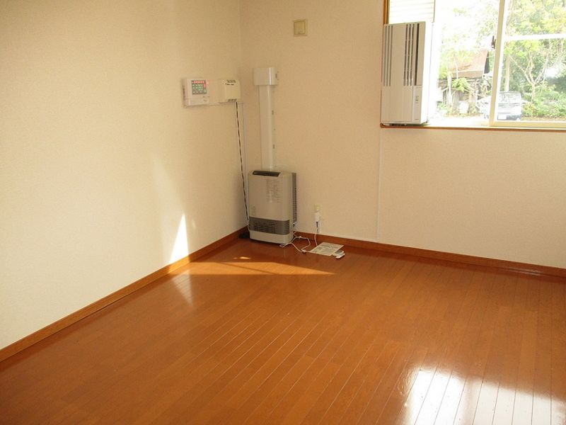 レオパレスリュウカ 寝室