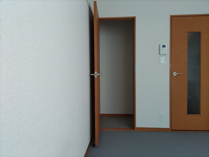 レオパレス汐の丘 収納