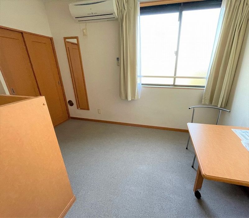 レオパレス入ノ郷 居間