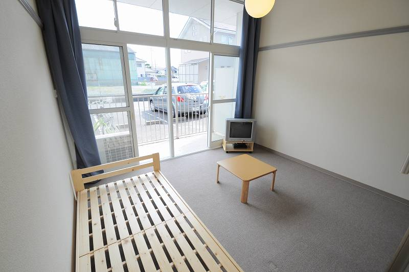 leopalace Yoshihama Living room