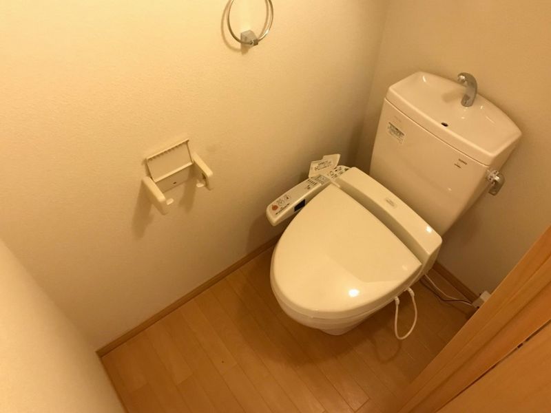 レオパレスサワ トイレ