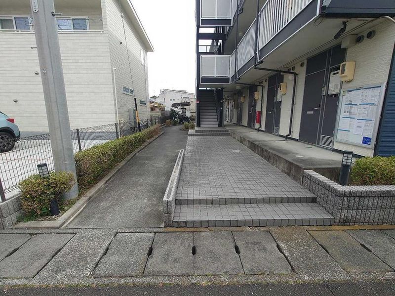 leopalace Hamayu Entrance