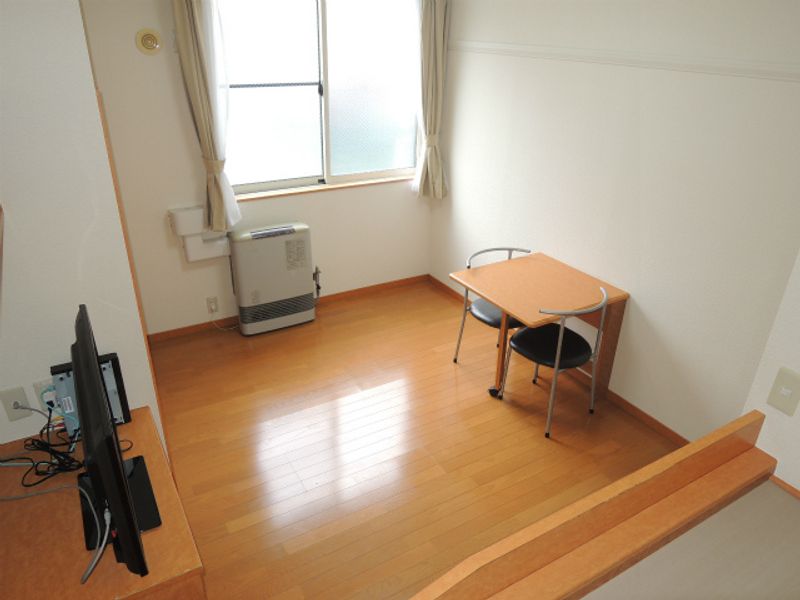 レオパレス福住Ａ 居間