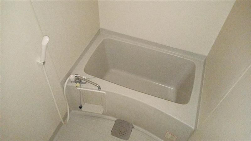 レオパレス椎ノ木台Ⅰ 風呂