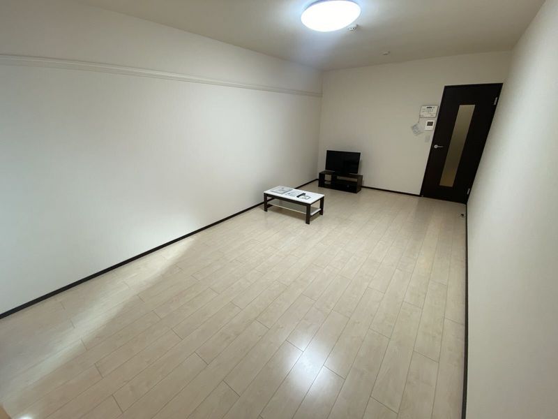 レオネクストカサデエスペランサ 居間