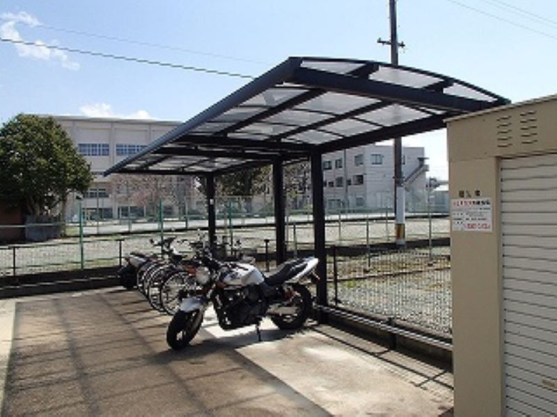 レオパレスメルベーユ 共用部分