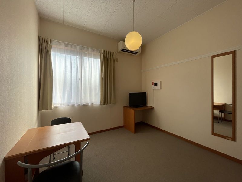 レオパレス大樹 居間