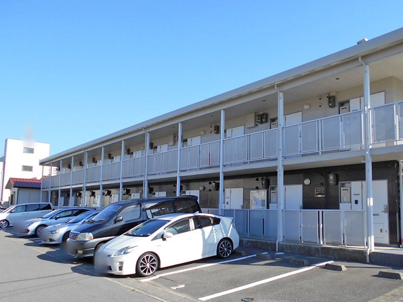 レオパレスＳＡＩＴＡ 玄関