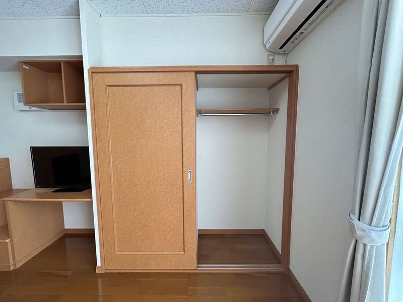 レオパレスサンシャイン２６ 収納