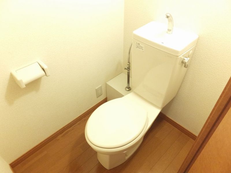 レオパレスＪＩＮＢＡ トイレ