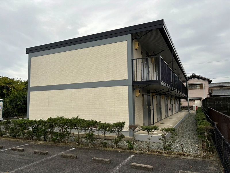 レオパレスリベルテ 外観