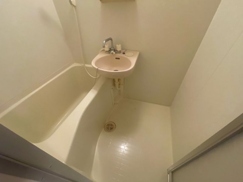 レオパレスＳＨＩＯＨＡＲＡ 風呂