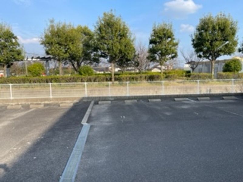 レオパレスメゾンレーブⅡ 駐車場
