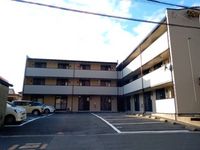レオパレスラフォーレ二日市 外観