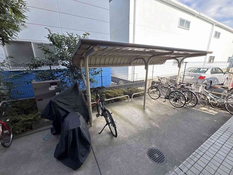 レオパレスパークサイド足立入谷 共用部分