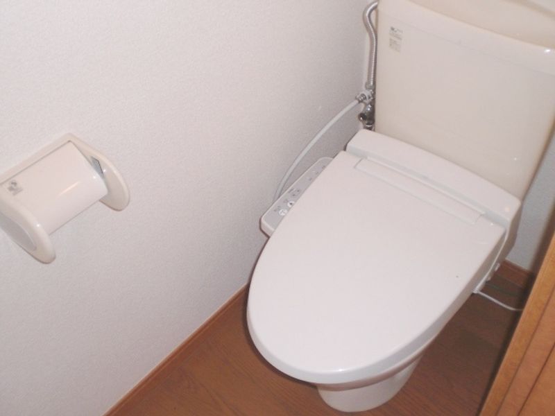 レオパレスサンヒルズⅢ トイレ