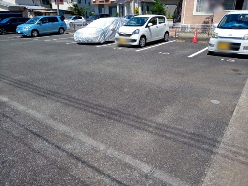 レオパレス大磯の宿Ⅰ 駐車場