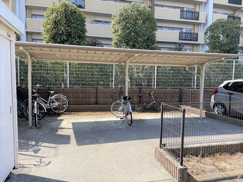 レオパレスオークトゥリーズ 共用部分