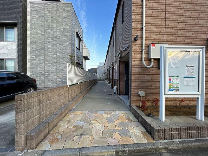 レオネクストすこやか エントランス