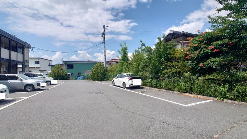 レオパレスＫ＆Ｙ 駐車場