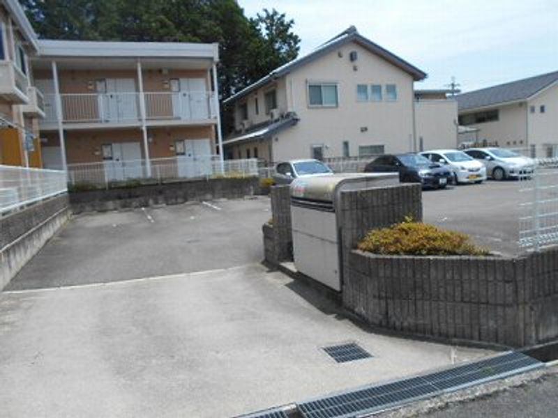 レオパレスルミエール冨陽ヶ丘 共用部分