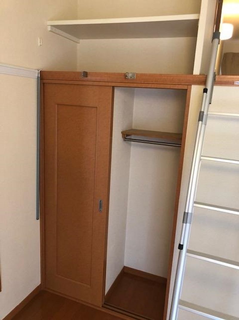 レオパレスエル　ヴェローナ 収納