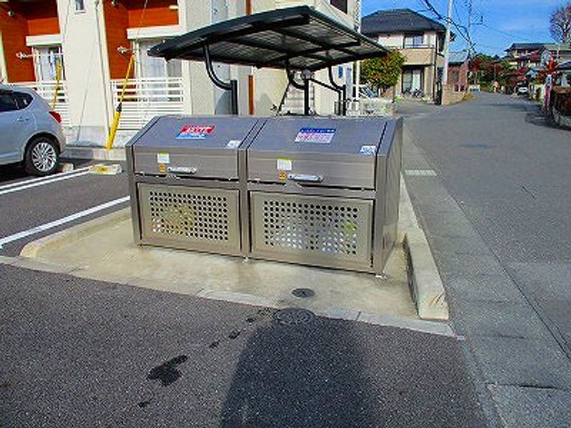 レオネクストインフレンド 共用部分
