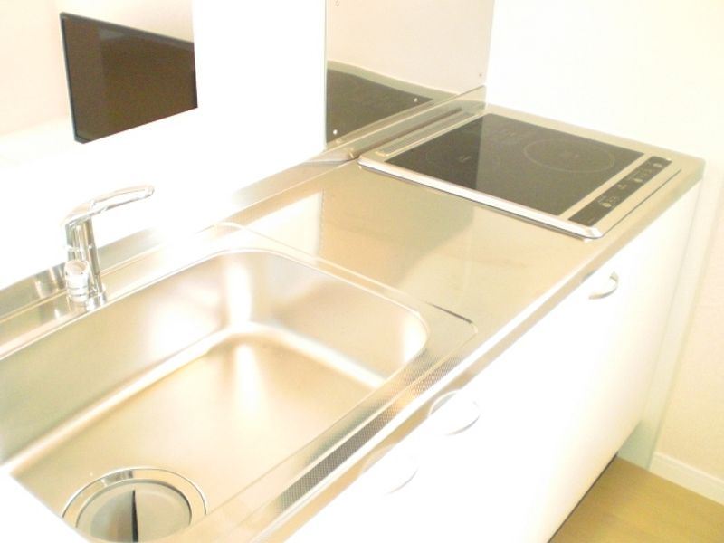 LEONEXT Dandelion Higashi Chuo Kitchen