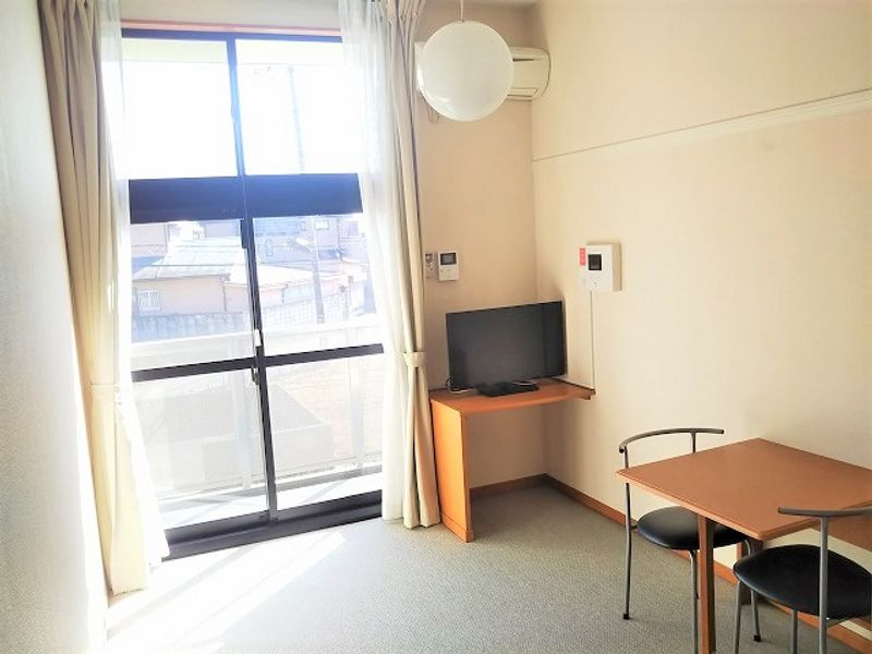 レオパレスＣａｓａ　Ｂｅａｔｏ 居間