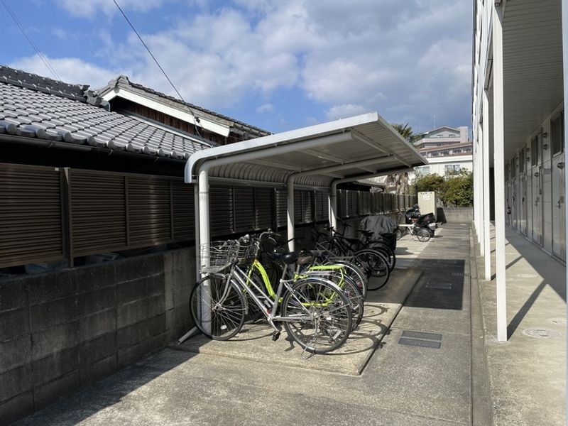 レオパレスゴールド枝松 共用部分