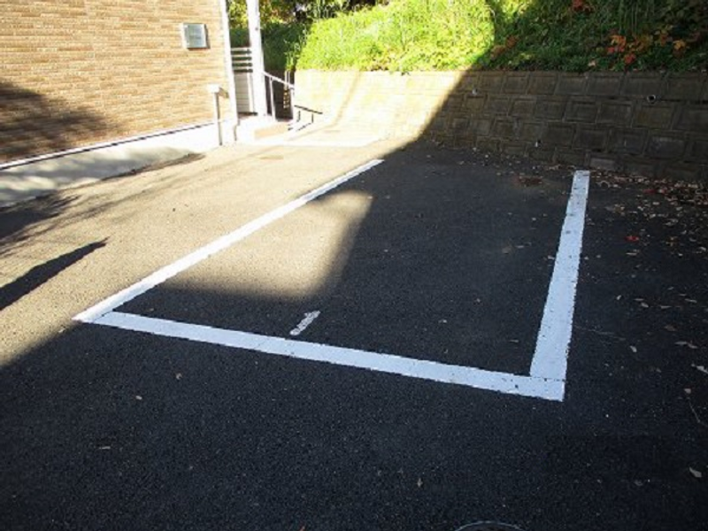 レオネクストボナール　Ｊｏｙ 駐車場