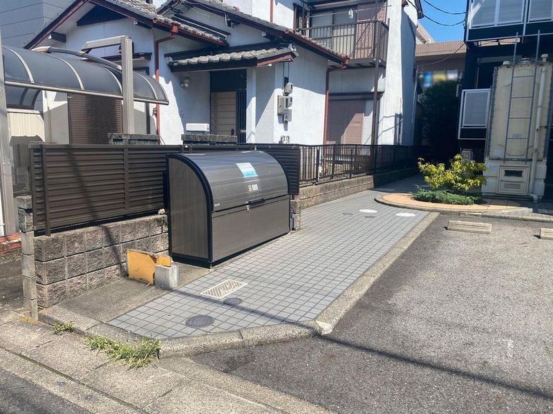 レオパレスＹＡＨＡＧＩⅡ エントランス