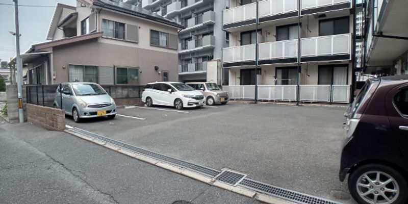 レオパレスＫ　Ｍ 駐車場