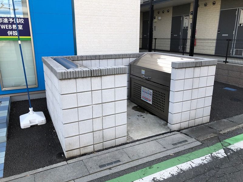 レオパレスユートピア白岡 共用部分