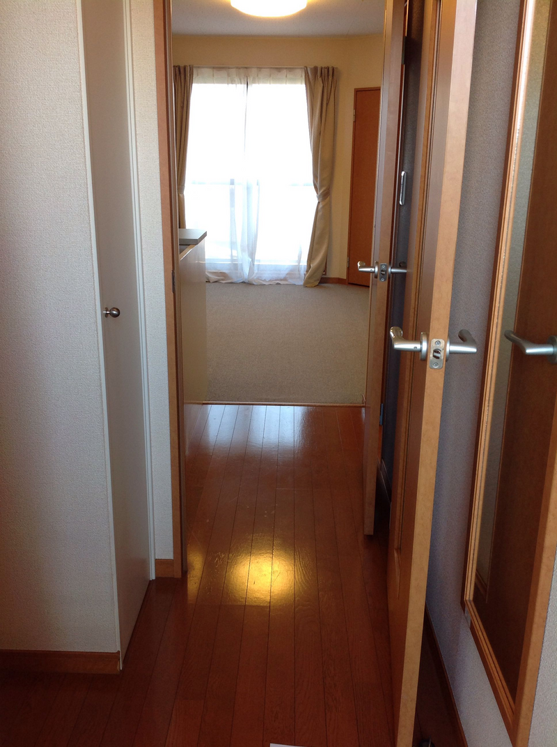 leopalace Adousir 현관