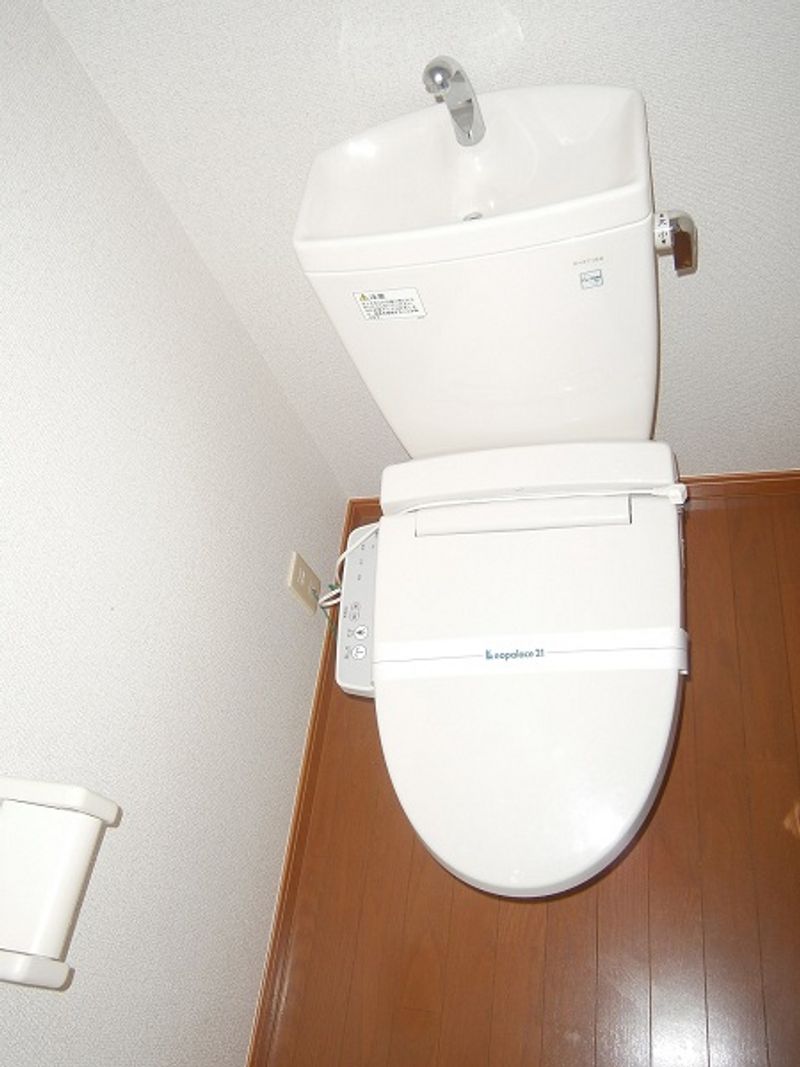 レオパレスオリーブ トイレ