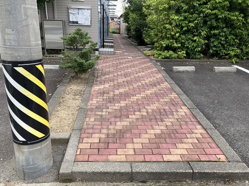 レオパレススプリングＡ エントランス