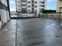 レオネクストイーストリバー 駐車場