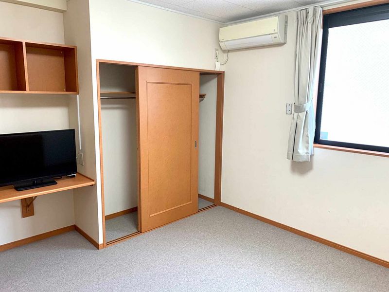 レオパレスダイナスティ 収納