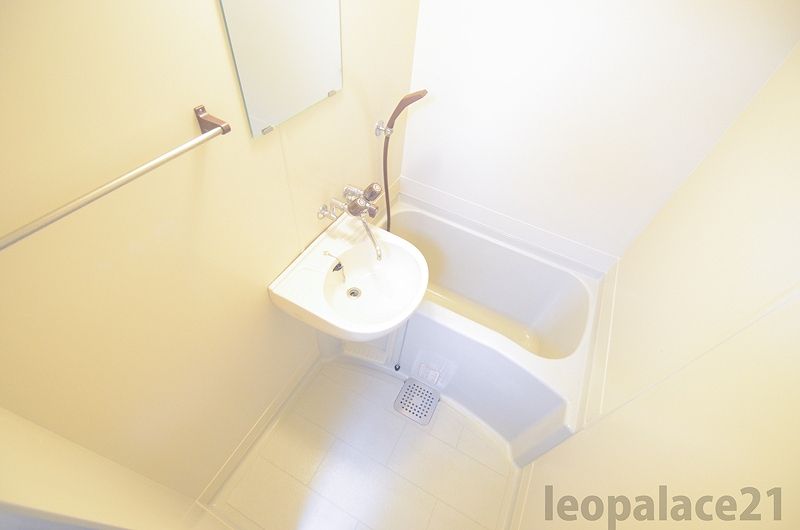 leopalace Grandir 5 Bathroom