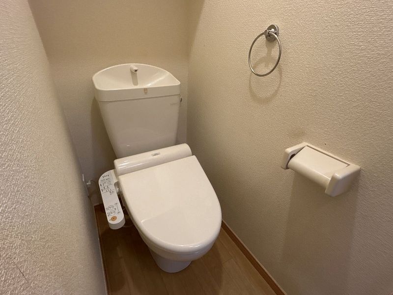 leopalace Sedici Toilet