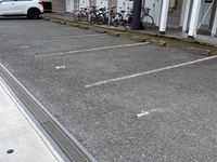 レオパレスサニーハイツ 駐車場
