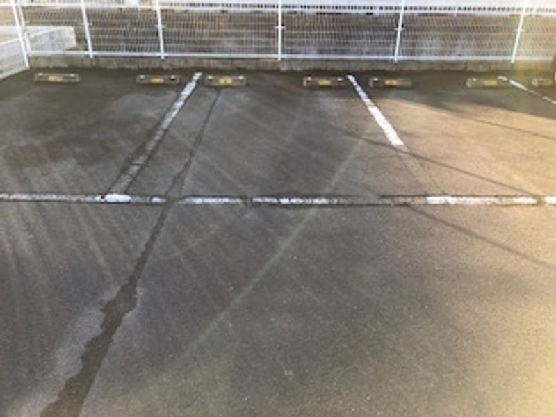 レオネクスト桜場 駐車場