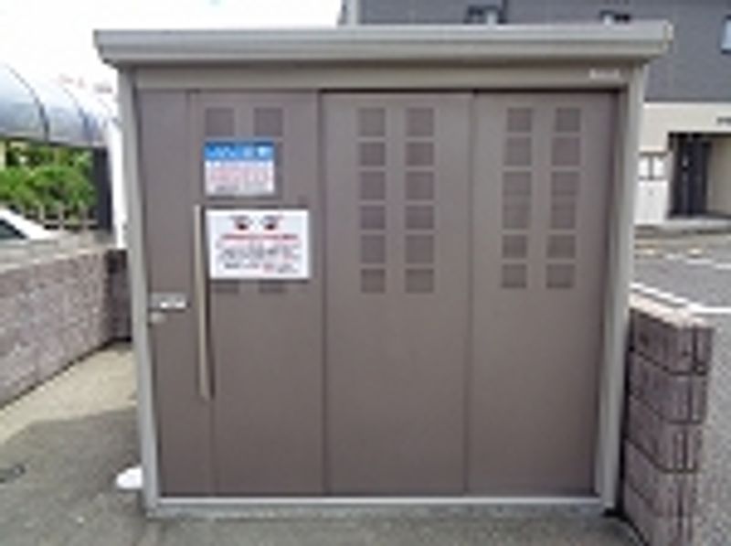 レオパレスベルツリー 共用部分