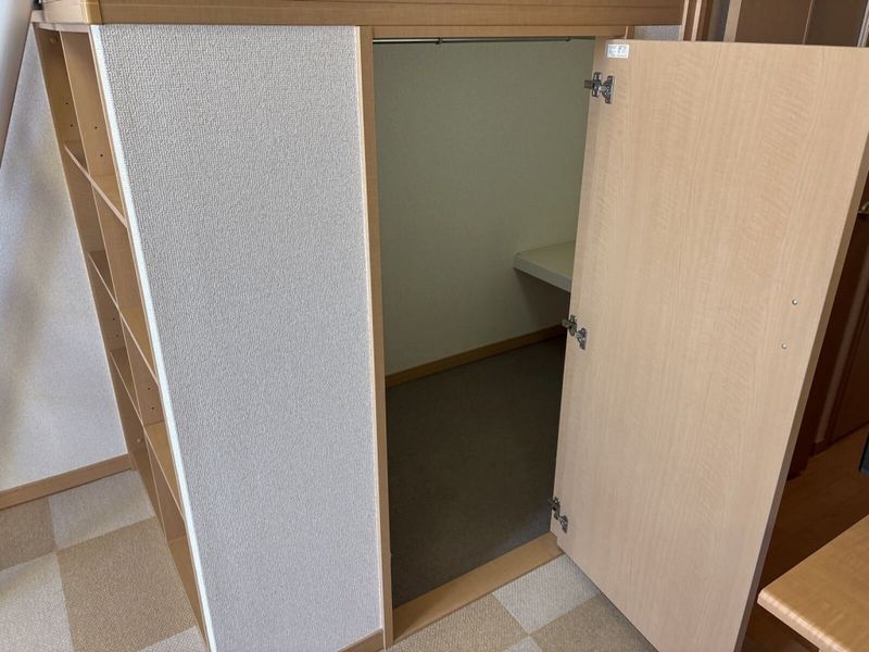 レオパレス新白岡 収納