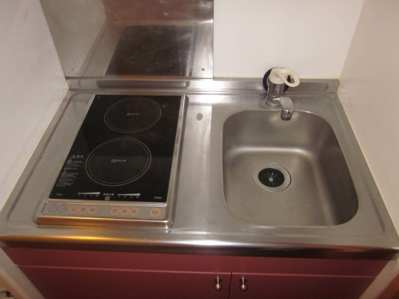 レオパレスＭＯＯＮ　ＡＸＩＳ キッチン